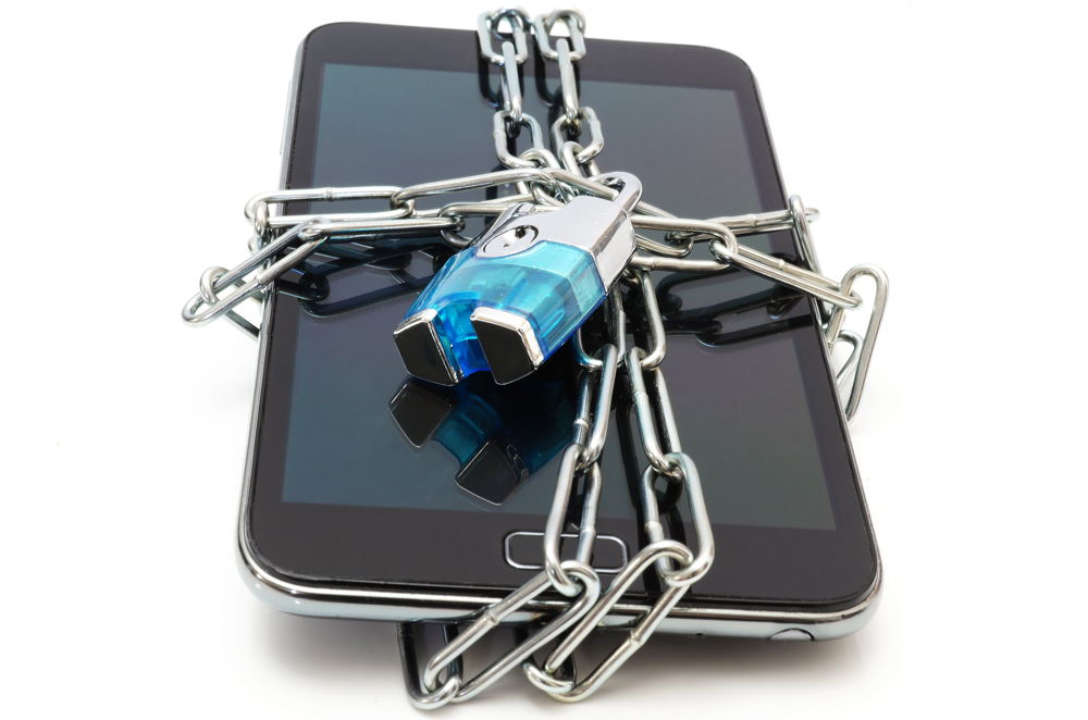 Сменить аккаунт привязанный к телефону