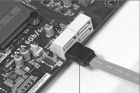 правильно-установленный-кабель-с-фронтальной-стороны